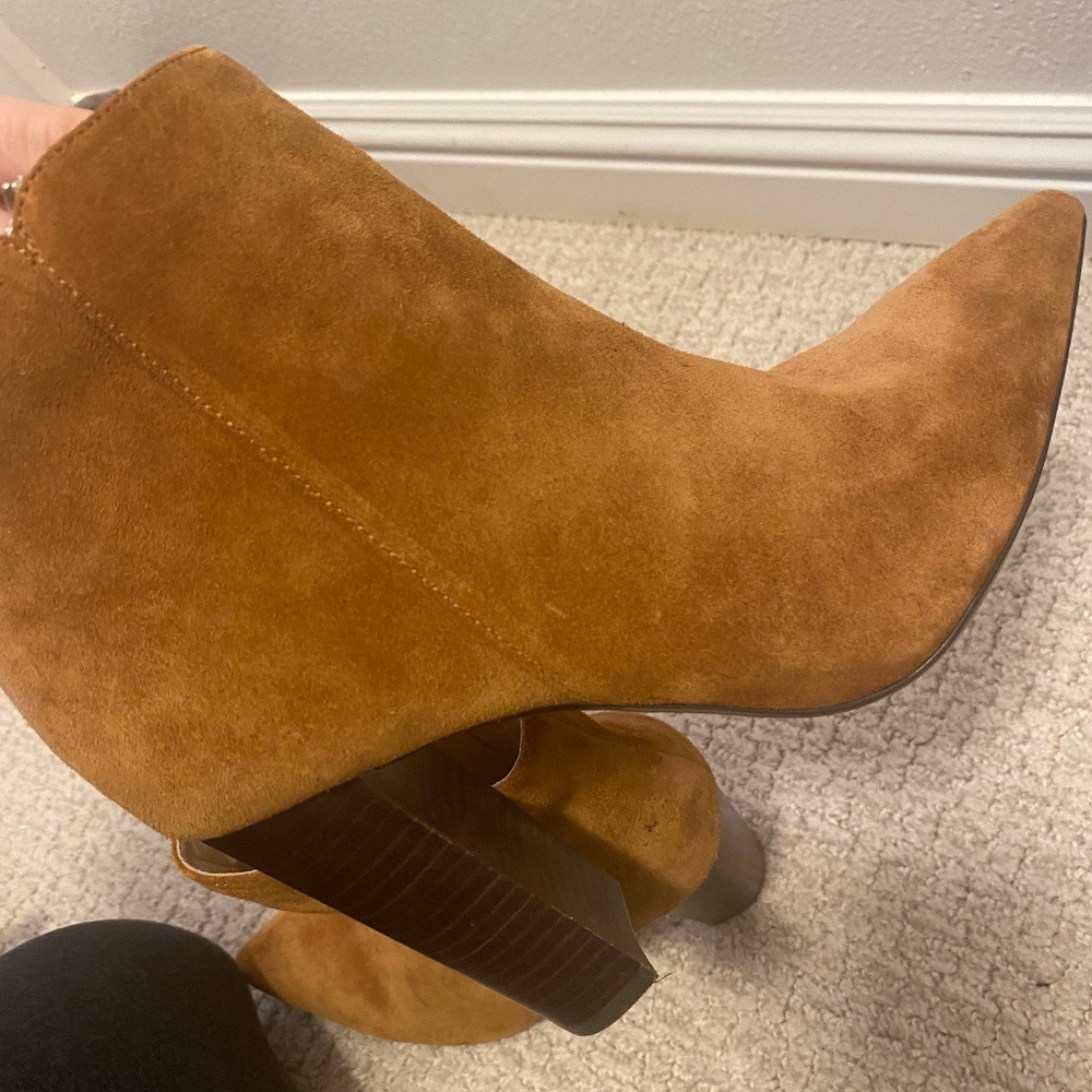 Saks Fifth Avenue Tan Suede Pointed Toe Block Heel Ankle Boots
